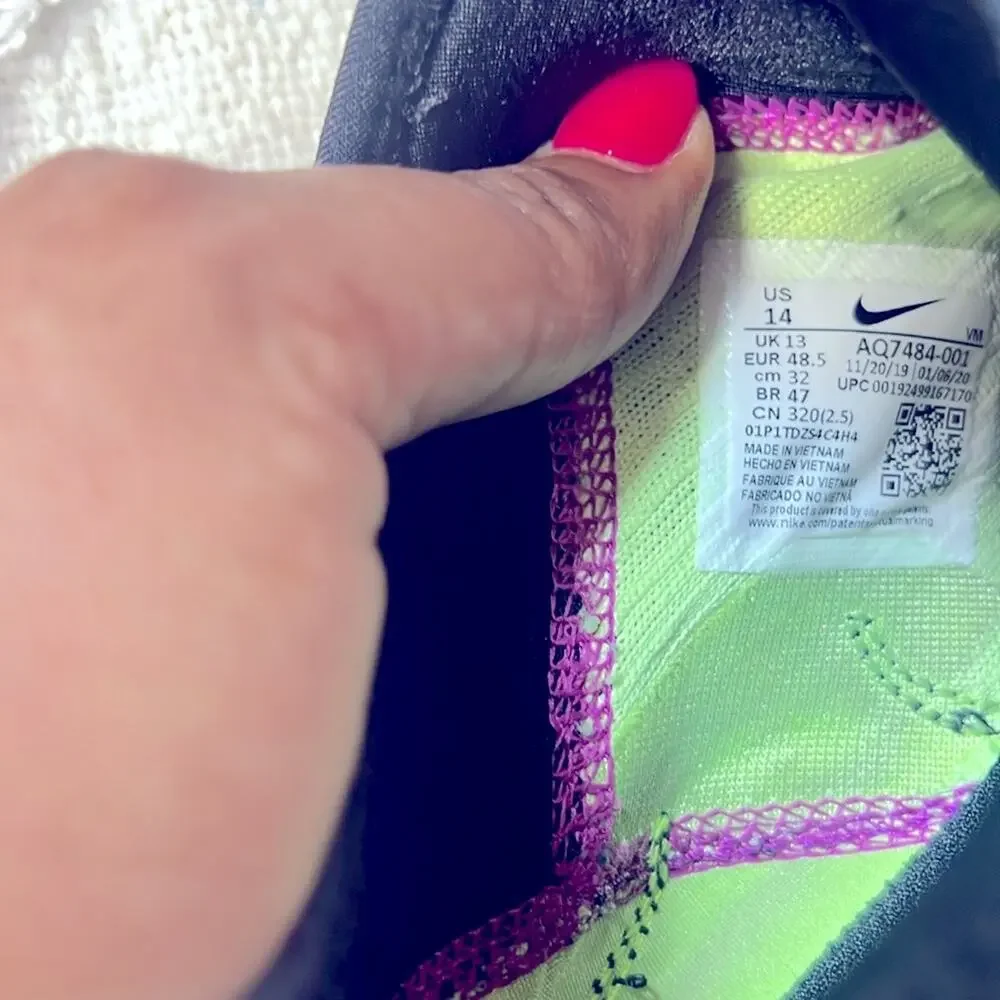 Nike flex contact